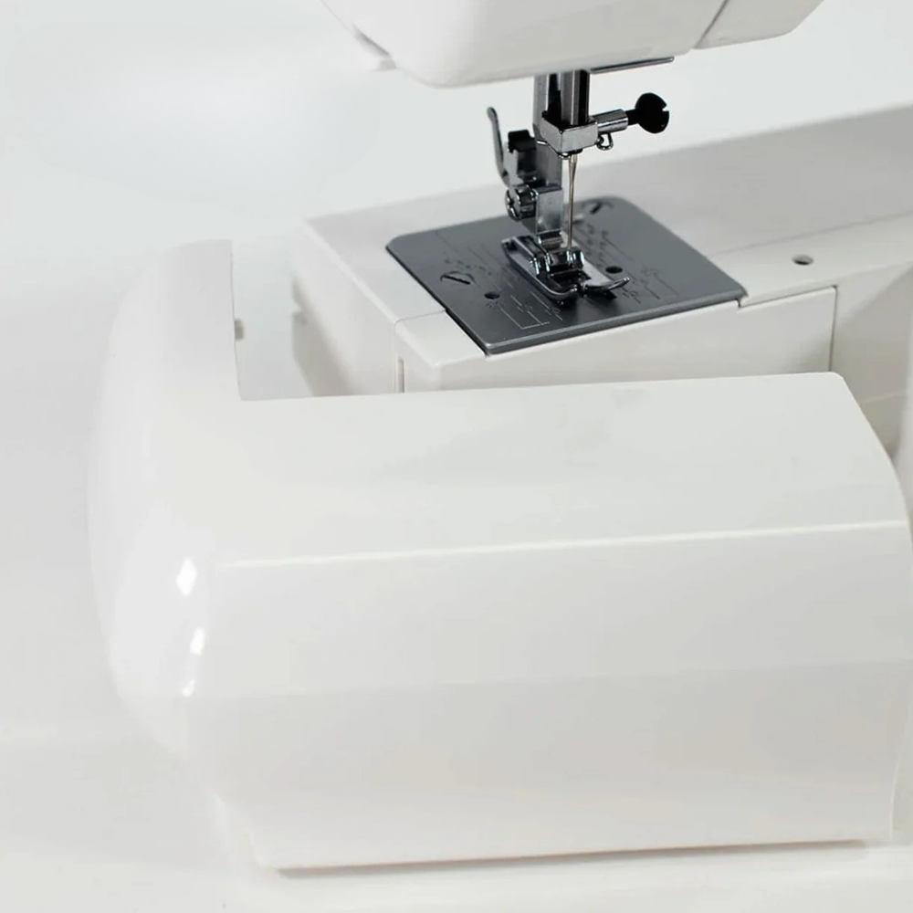 Janome J3-18 + FREE Fashion & Finishing kit