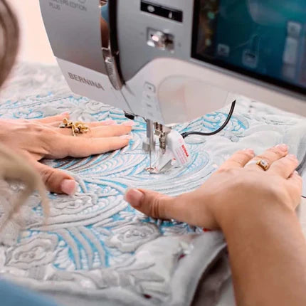 Bernina 570 QE Sewing Machine