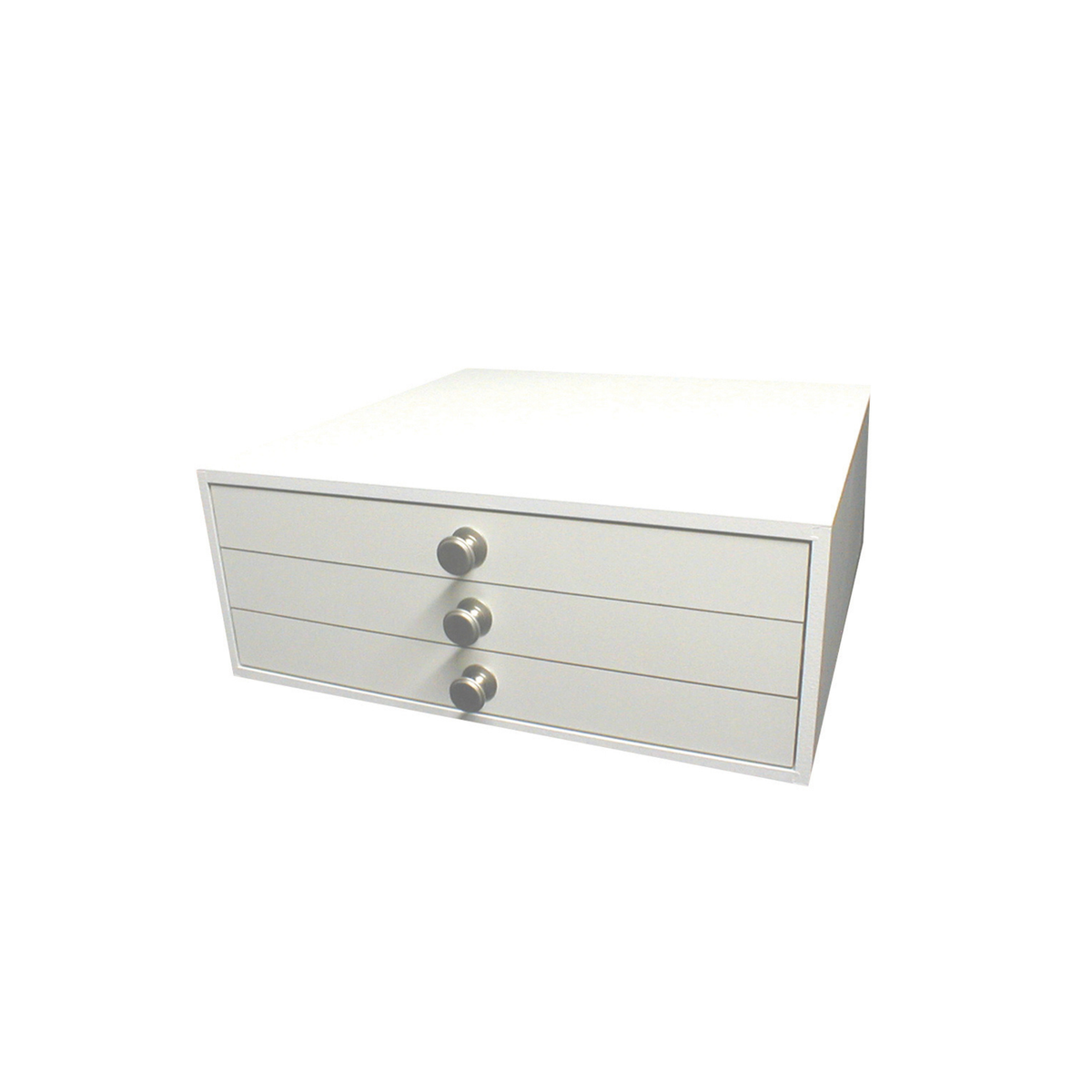 Madeira Treasure Chest Rayon 40 180 x 200m White Draw Unit