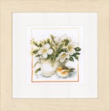 Lanarte Counted Cross Stitch Kit - Sheltering Robin (Aida,W)