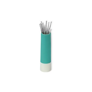 Prym Love Needle Storage with Magnetic Case